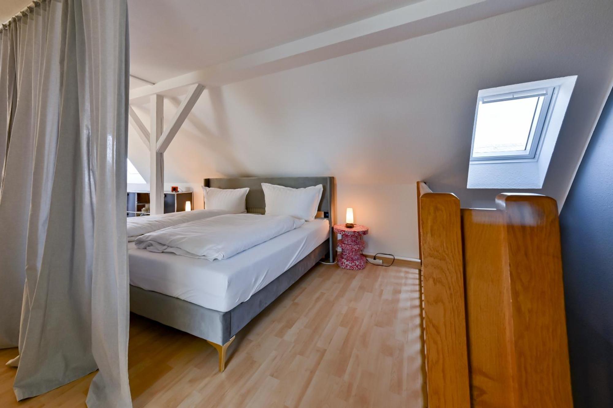 Ferienwohnung Premium Quartier Clara , Karl Und Fritz Auf Dem Kassberg Mit Eigenem Stellplatz Chemnitz Zimmer foto
