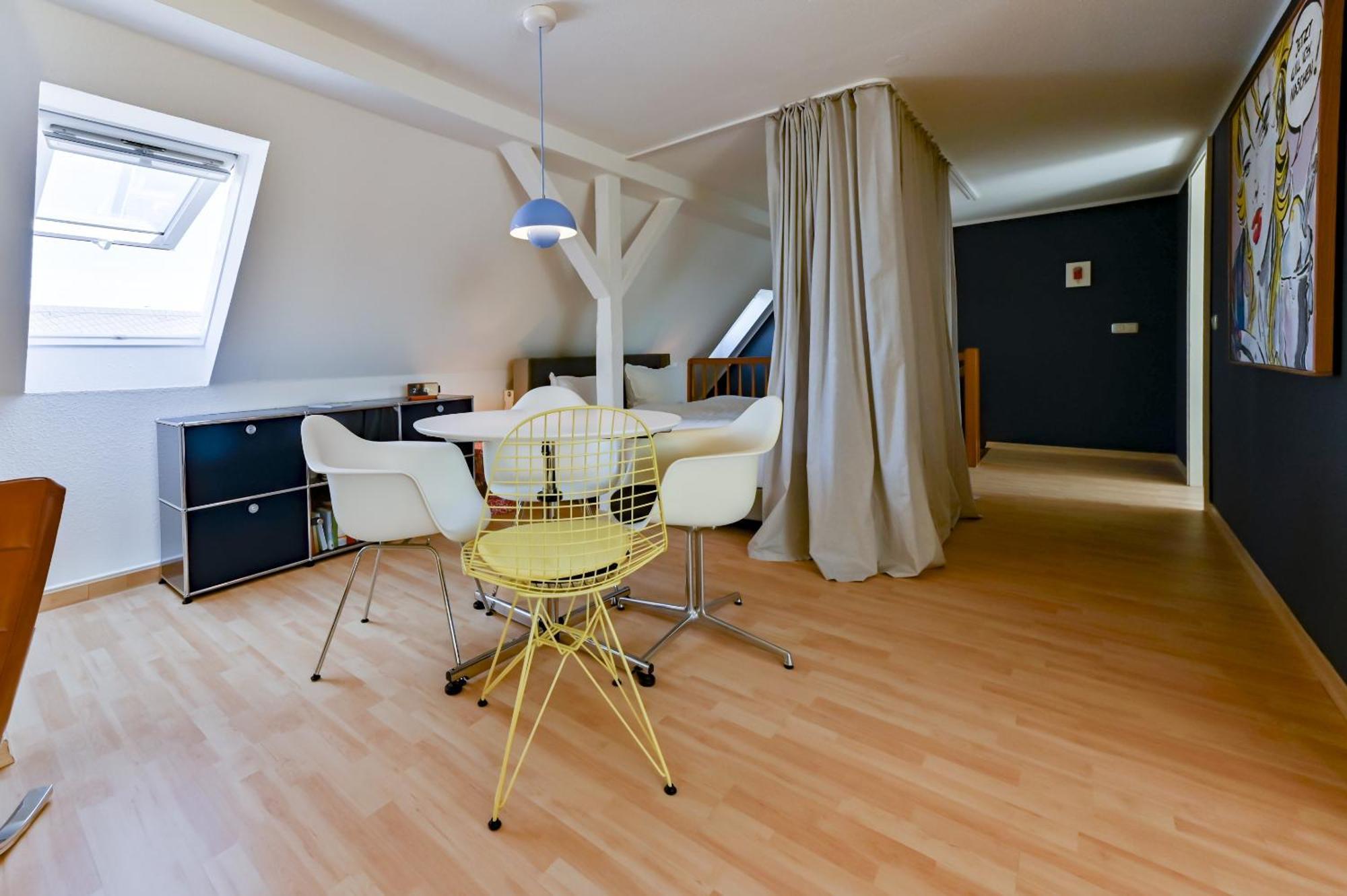 Ferienwohnung Premium Quartier Clara , Karl Und Fritz Auf Dem Kassberg Mit Eigenem Stellplatz Chemnitz Zimmer foto
