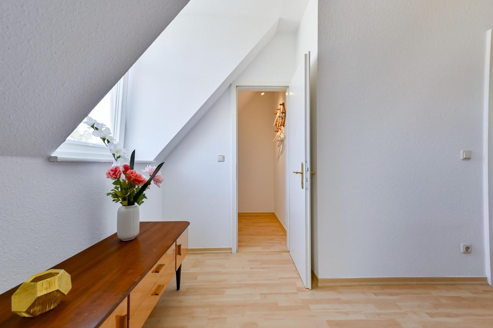 Ferienwohnung Premium Quartier Clara , Karl Und Fritz Auf Dem Kassberg Mit Eigenem Stellplatz Chemnitz Zimmer foto