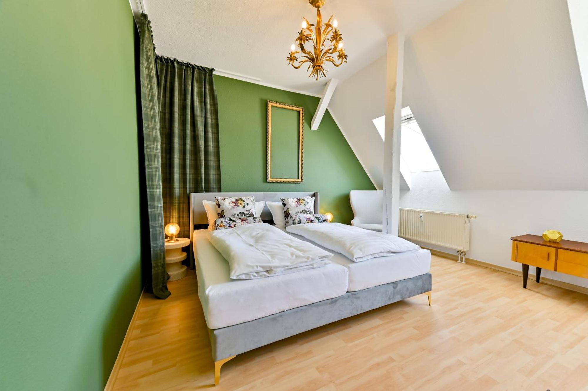 Ferienwohnung Premium Quartier Clara , Karl Und Fritz Auf Dem Kassberg Mit Eigenem Stellplatz Chemnitz Exterior foto