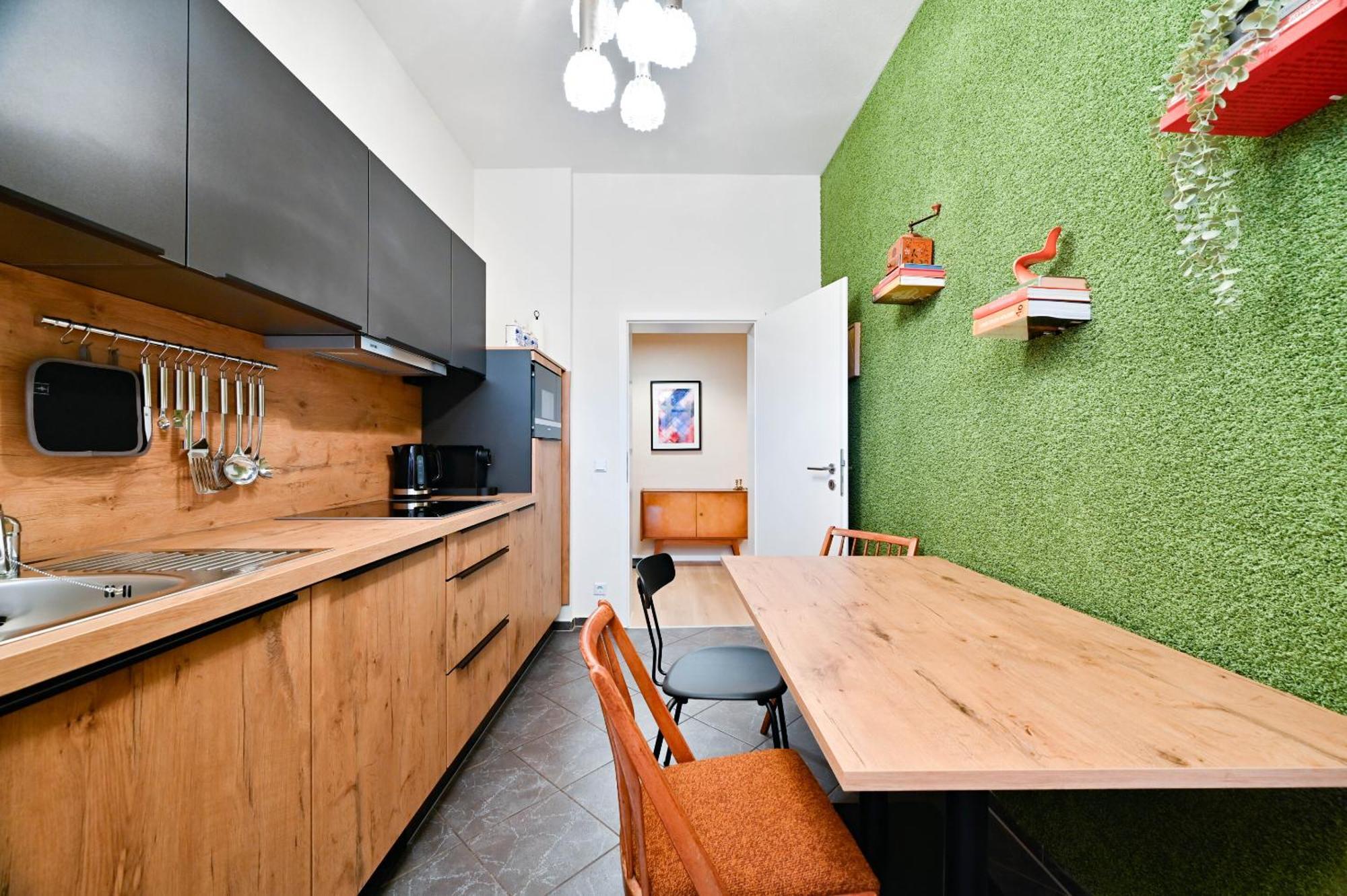 Ferienwohnung Premium Quartier Clara , Karl Und Fritz Auf Dem Kassberg Mit Eigenem Stellplatz Chemnitz Exterior foto